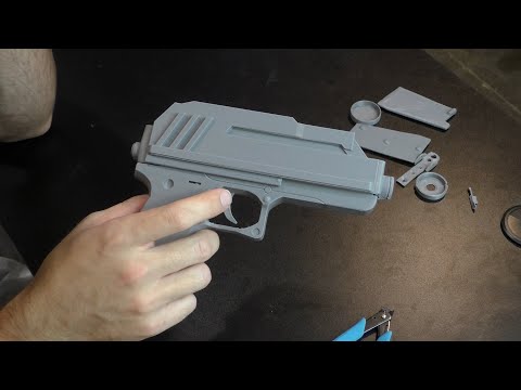 Assembling the Clone Wars DC-17 Blaster