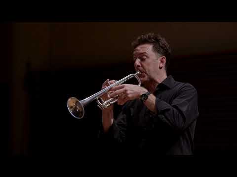 David Elton plays Lachlan Skipworth's Altiora Peto : Concerto for Trumpet and Strings