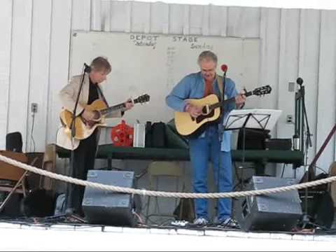 Larry Dolamore & Bob Rafkin perform Jambalaya