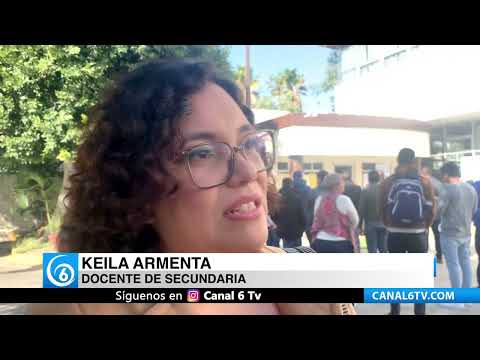 Videos: Marchan maestros en Tijuana por falta de pagos