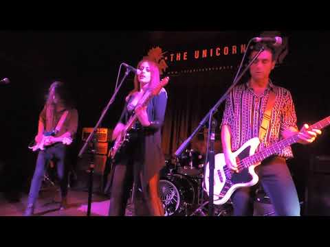 Dronningen @ The Unicorn 13/07/18