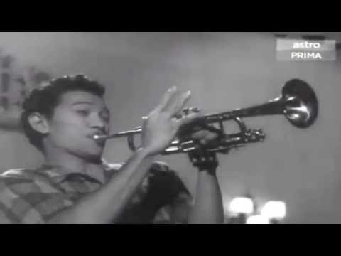 OST Ibu 1953 - P.Ramlee belajar trumpet...