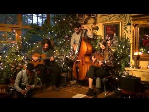 Manouchedrome Trio ft. Alexis Stenakis -Topsy- Live at Le Quecumbar London