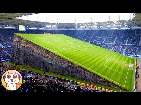 10 CAMPI DA CALCIO PIÙ STRANI AL MONDO