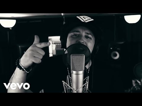 Astray - Give Me Five Minutes