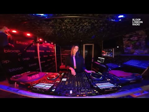 Lola Palmer DJ SET @ Bloop London Radio (Deep Techno & House Mix)