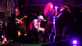 T&#39;Pau at the Concorde club Only the lonely