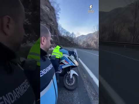 😂 Régis méritait la chute ou pas ?Team Didier 🏍️ ou Team Régis 🤕 ? #wrc2026 #rallymontecarlo