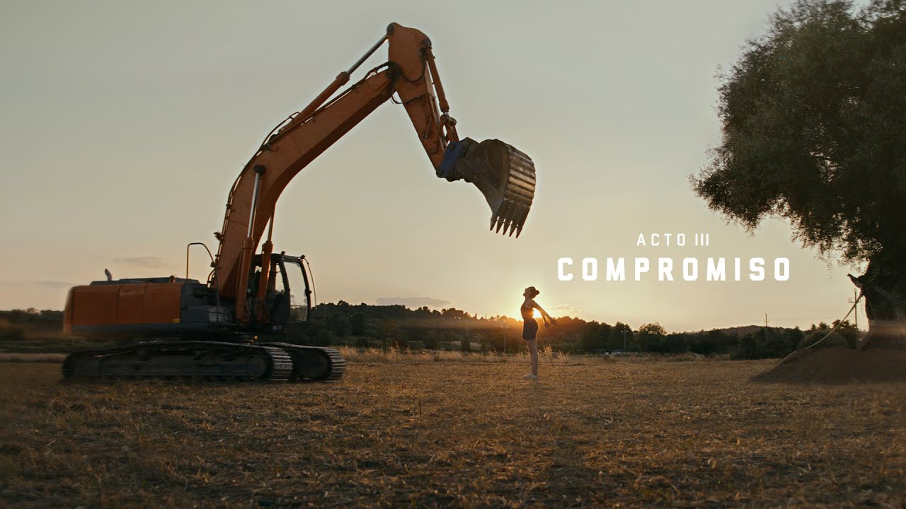 Estrella Damm dedica su spot de verano al compromiso medioambiental