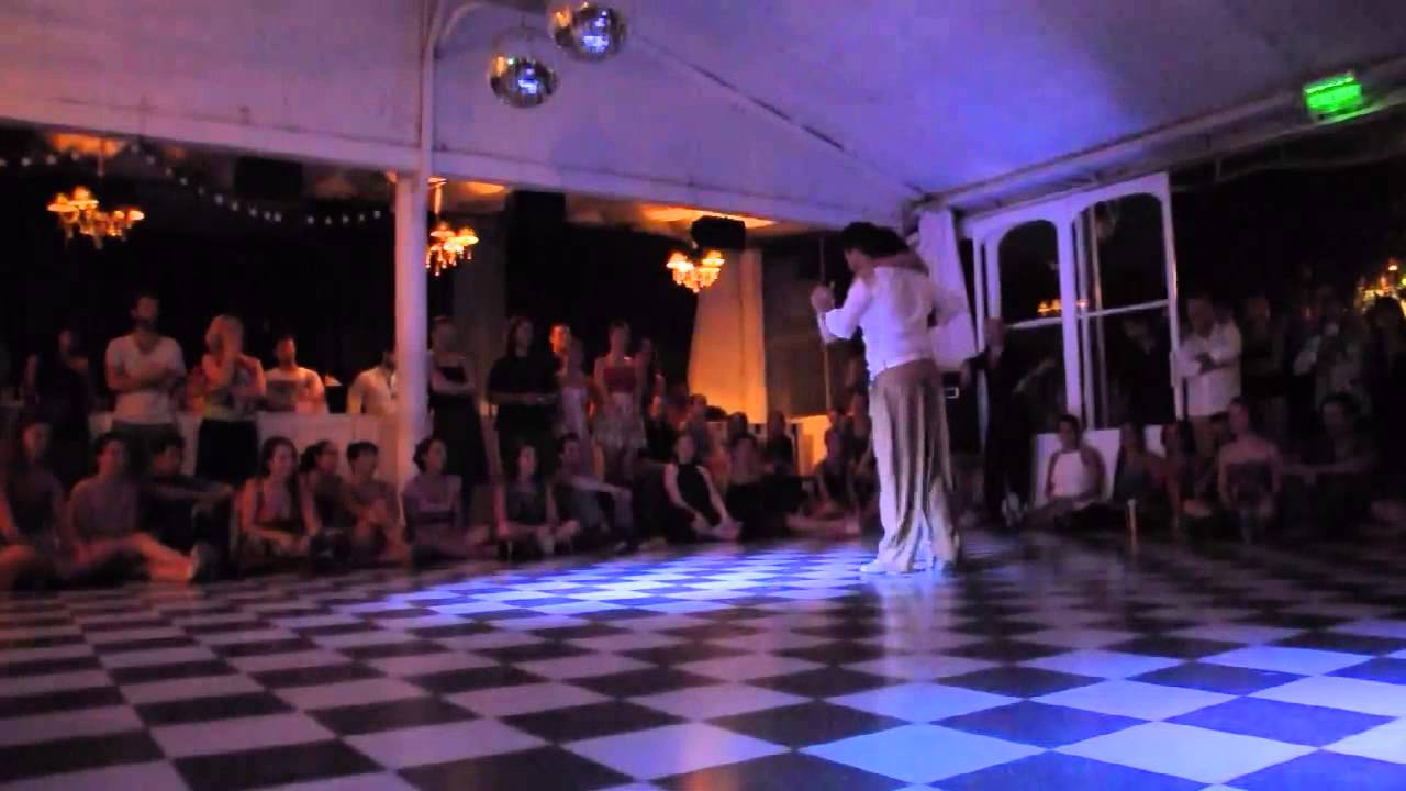 Rodrigo Fonti y Majo Martirena en La Bicicleta Milonga 3