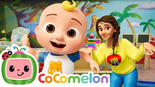 Download lagu Get Your Wiggles Out with Ms. Appleberry! | Let's Move with CoComelon Nursery Rhymes & Kids Songs mp3