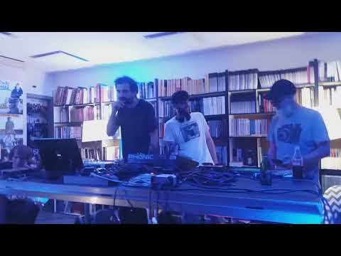 Minilinija Divan Svet (početak)