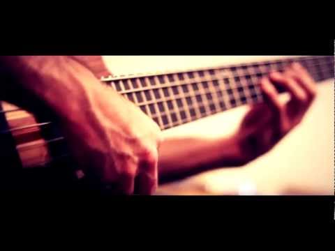Bata Y Bajo video
