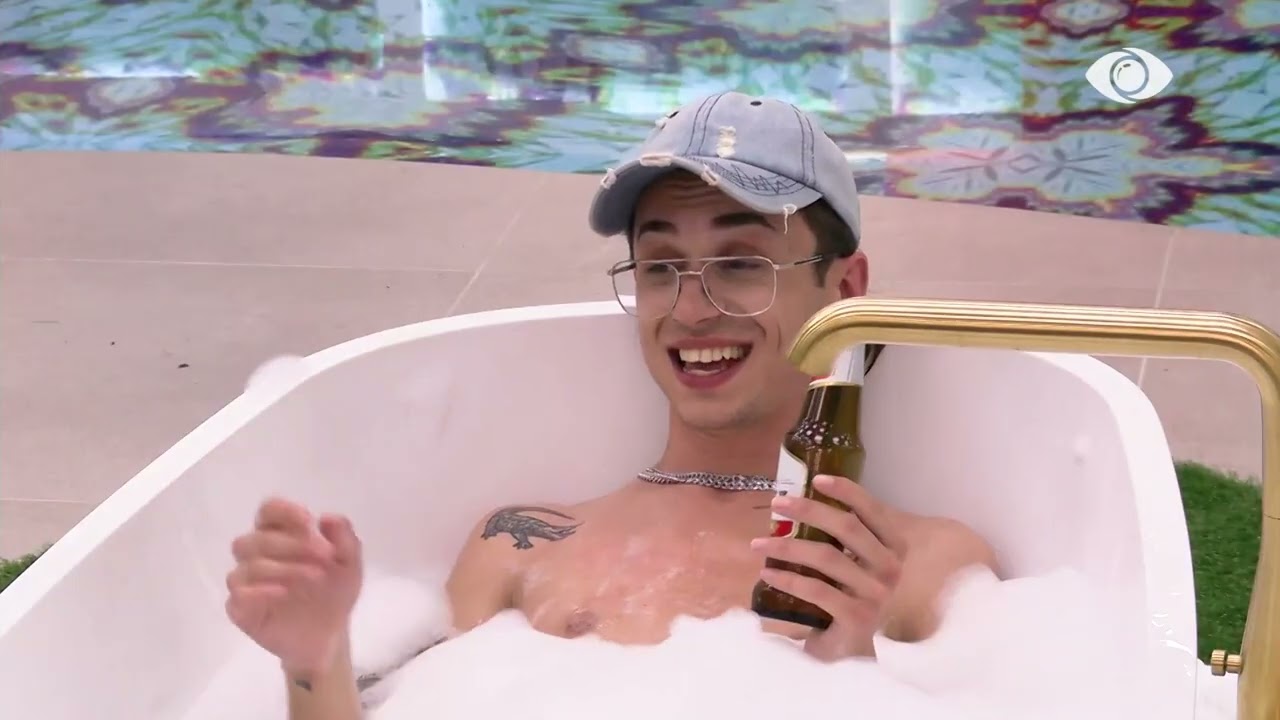 “Ke bërë komente seksiste…”/ Shkëlzeni debaton me Vserlon