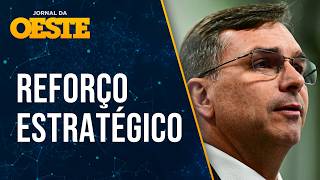 Flávio integra corpo de advogados de Bolsonaro e obtém livre acesso à 'Papudinha'