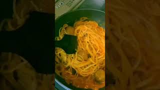 #料理 タマネギ切るだけで激うまパスタグラタン