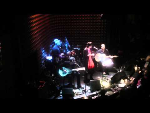 Mary Lee Kortes - Tangled Up In Blue (1-30-13)