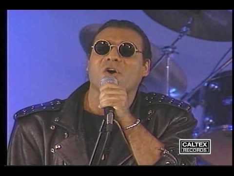 Andy - Beegharar (Live on the Tanin Stage) | اندی - بیقرار