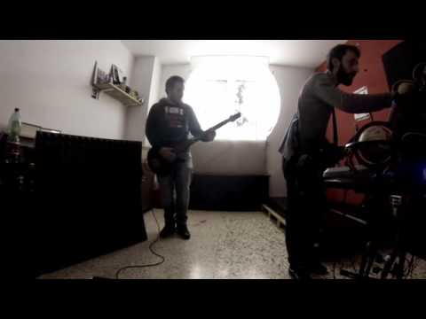 Elektrojezus - Digitalism vs Justice