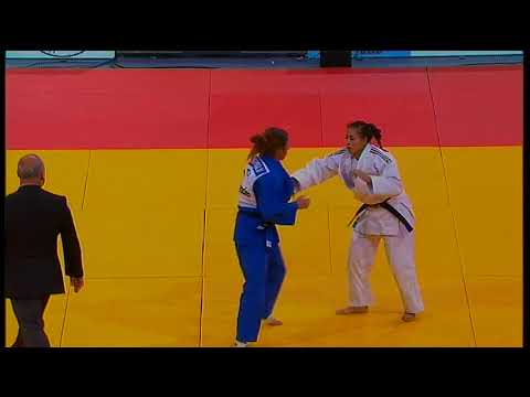 WCS 2011 63 ACOSTA Karina MEX KATIPOGLU Busra TUR1