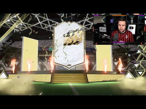 Auzio opens his 2 92+ Icon Moments Packs...