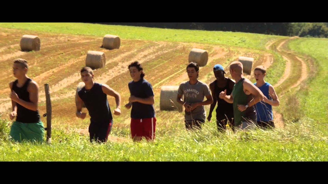 Miniature de la vidéo LA TETE HAUTE un film de Emmanuelle BERCOT du film La Tête haute