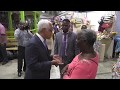 Minister Walk About At Nassau Straw Market