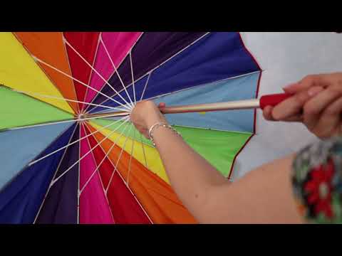 Відео огляд Парасолька жіноча Fulton L909 Heart Walker-1 UV Rainbow (Веселка)