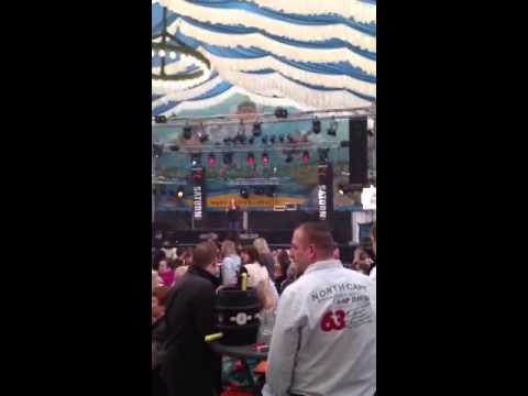 Jenny Ostermann - Engel im Schnee (Bayernfesthalle Bocholt)