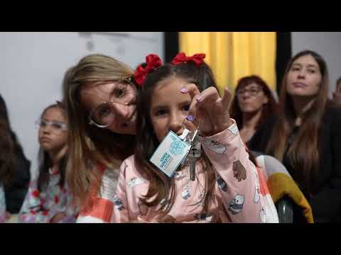 La Provincia entregó viviendas a familias de Tres Lomas