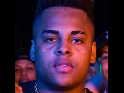 MC KITINHO- DESLIZA NA PONTA DO PLUG (PROD. @PH_10K)