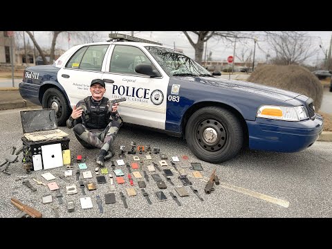 I Found 28 iPhones, 24 Rings, 18 Apple Watches, 7 Guns and 2 GoPros Underwater! (Best Finds of 2020)