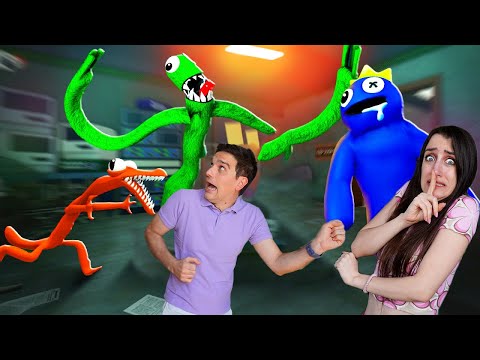 NON FARTI PRENDERE DAI CATTIVI RAINBOW FRIENDS!!! GIOCATTOLI PAUROSI ESCAPE ROOM!