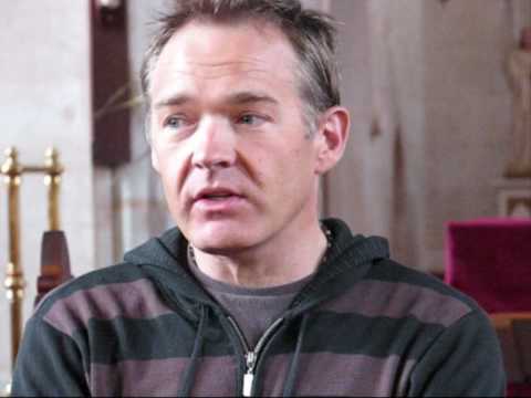 Amazing harmonics - 'Amazing grace' sung using vocal harmonics