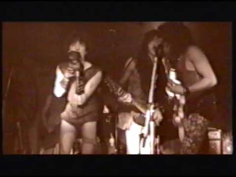 las sillas electricas ,,, directo en alicante (spain)1994 - sala apache - garage-punk