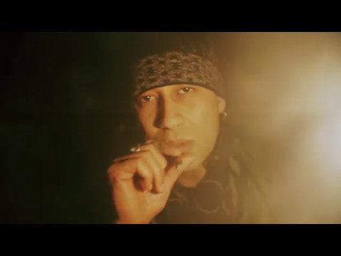 EL KOYOTE - PARANOIA feat. LUCARIELLO