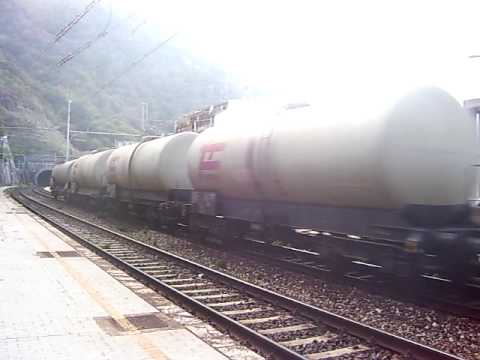 E656 MERCI DA VILLA SAN GIOVANNI