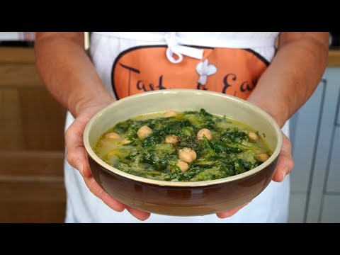 Zuppa di Scarola e Ceci Ricetta Deliziosa a Basso Costo - Escarole and Chickpea Soup Delicious