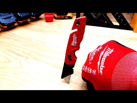 Нож складной многофункциональный FASTBACK™ MILWAUKEE 4932471357 Нож складной многофункциональный FASTBACK™ MILWAUKEE 4932471357