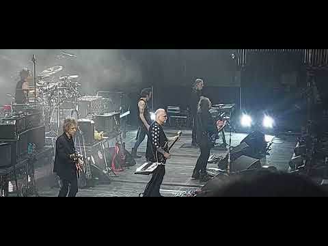 The Cure "Charlotte Sometimes" Live at State Farm Arena Atlanta, GA 06/27/23