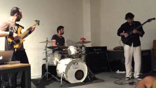 Andrea Quartarone ELEKTRIO - Impressions (J. Coltrane) - Livending 2015 - Catania 05/07/2015