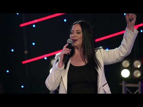 Aneta i Grupa Molika - A bre cico (Art Studio Production Live TV Show)