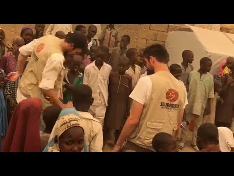 Partie de foot avec les enfants de Khoreri