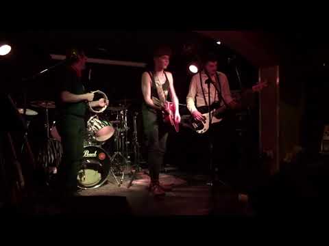 On My Shoulder - Florian Tristan