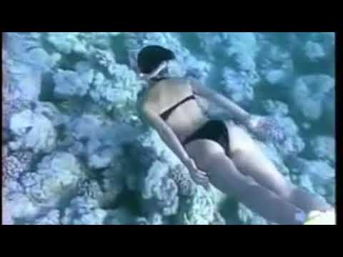Sexy Girl Aiko Snorkeling