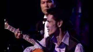 Download lagu Kemesraan Dara Pujaan mp3