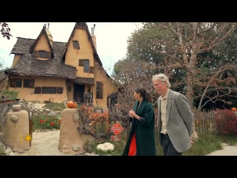 Casa vrăjitoarei din Beverly Hills, cărțile cu povești, Casa Spadena, CBS Sunday Morning (2022)