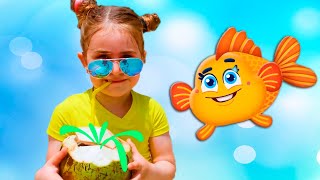Globiki and story about goldfish
