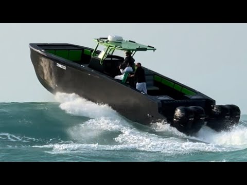Carbon & Kevlar 30ft Catamaran Boat