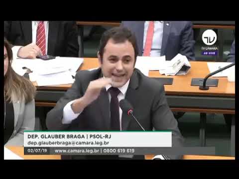 Glauber diz a Sergio Moro que é um juiz ladrão